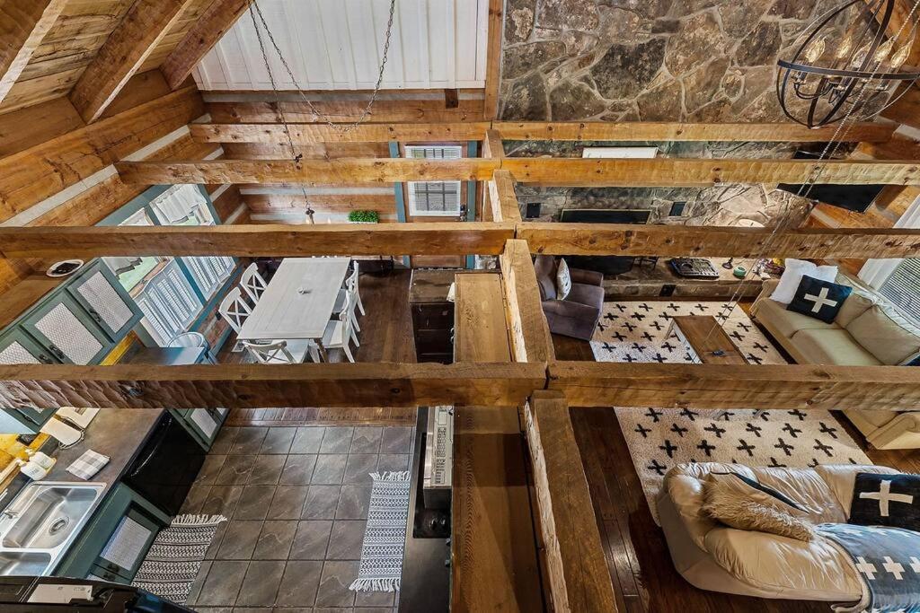 Rustic Cabin, Dock, Firepit, Kayaks & Games Winchester Bagian luar foto